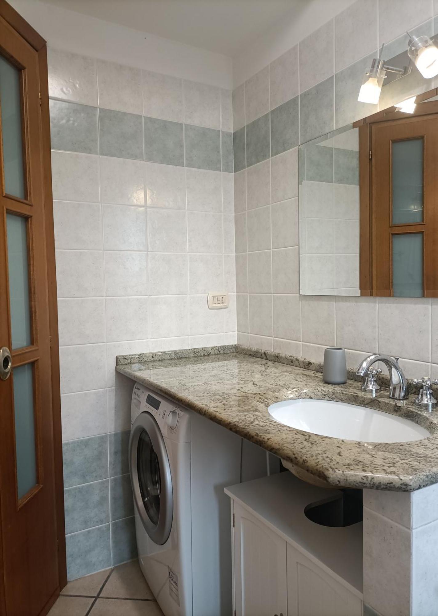 Bright Port View Apartment- Free Parking Cagliari Esterno foto