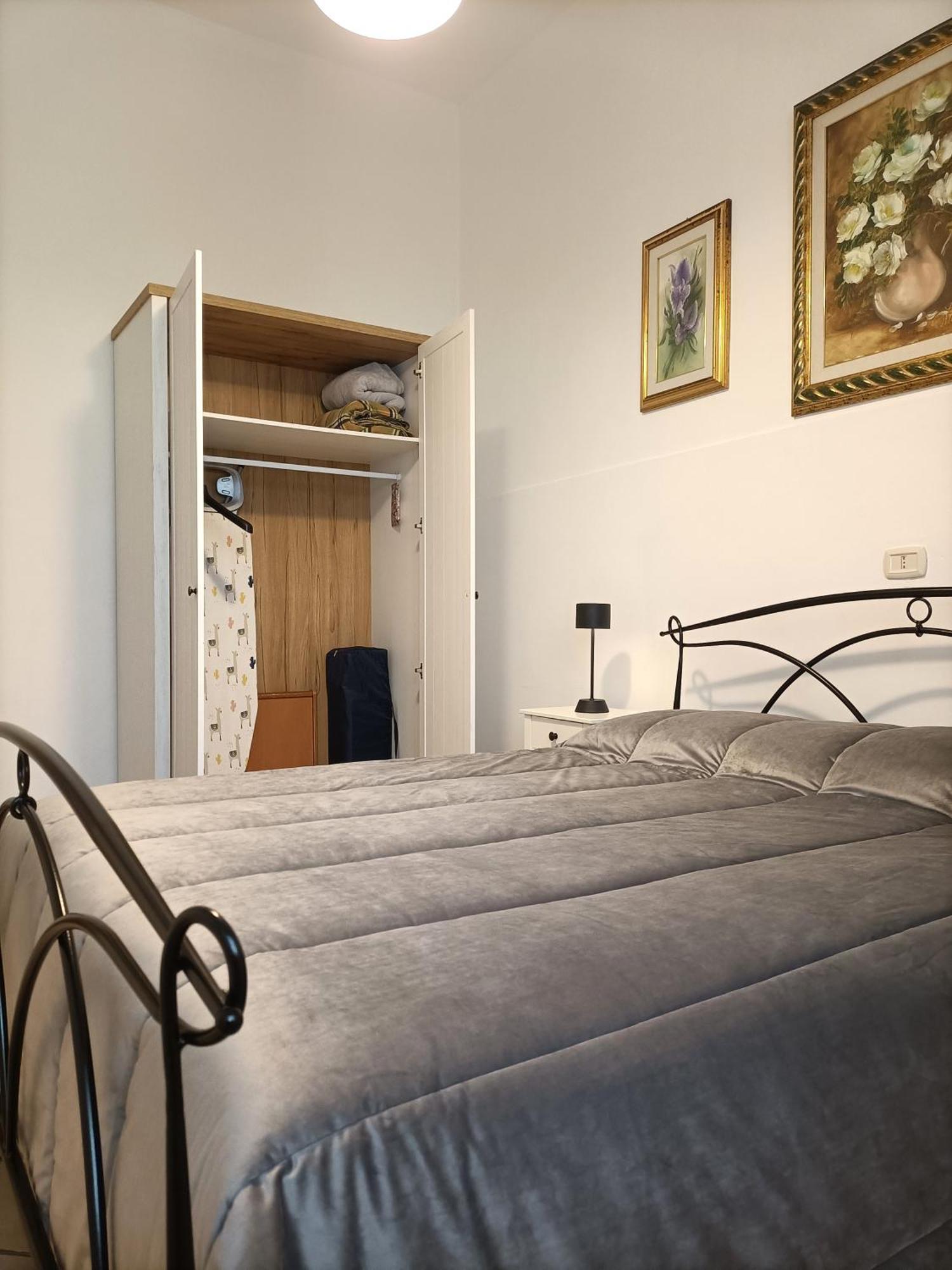 Bright Port View Apartment- Free Parking Cagliari Esterno foto