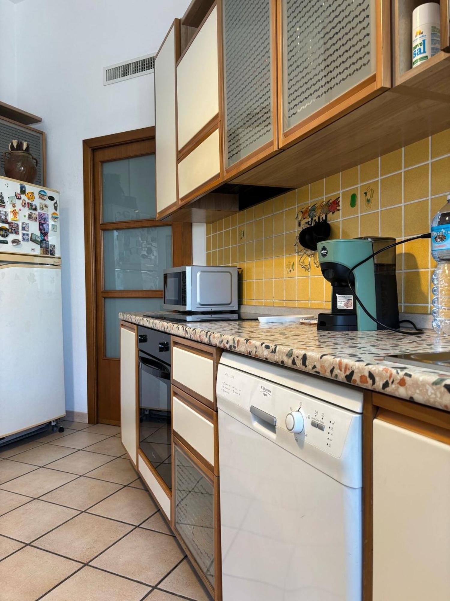 Bright Port View Apartment- Free Parking Cagliari Esterno foto