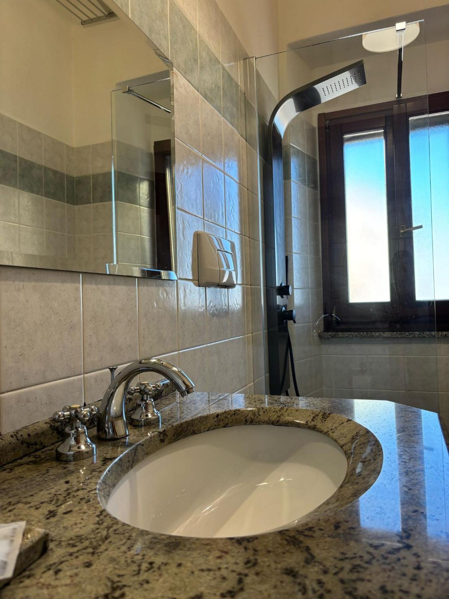 Bright Port View Apartment- Free Parking Cagliari Esterno foto